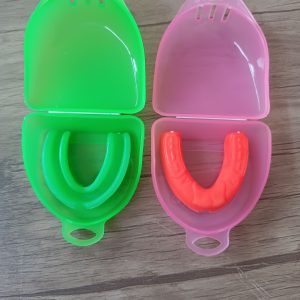 محافظ لثه ژله ای مدل رنگی قابدار